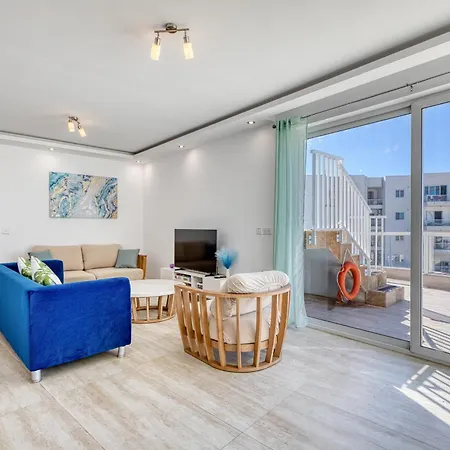 아파트 Luxury Penthouse With Sun Terrace, Private Pool And Sea Views Lfer1-1 세인트폴스베이